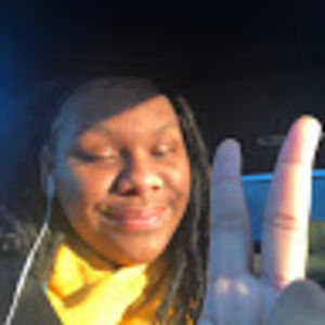 Meet your Posher, Yasmine